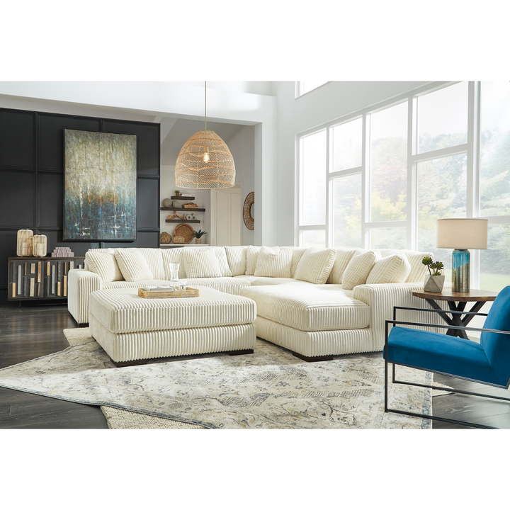 Lindyn 5-Piece Sectional with Chaise