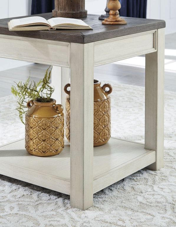 SQUARE END TABLE (4596919238752)